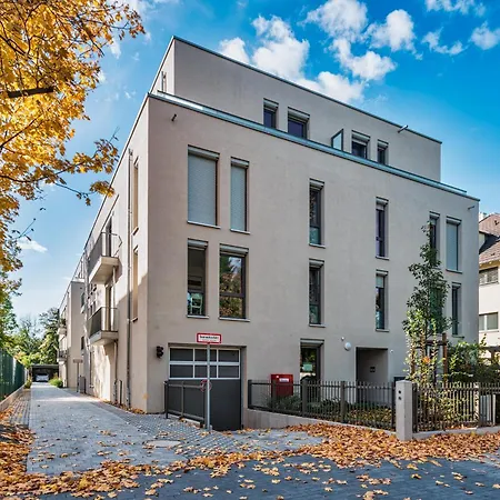 Apartament Am Grossen Garten - Terrasse & Parkplatz -8 Personen Drezno