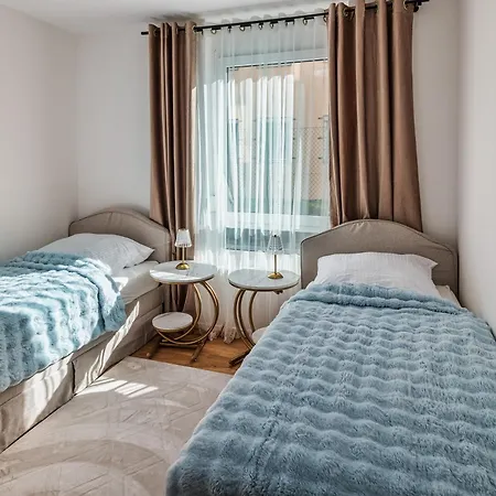 Am Grossen Garten - Terrasse & Parkplatz -8 Personen دريسدن